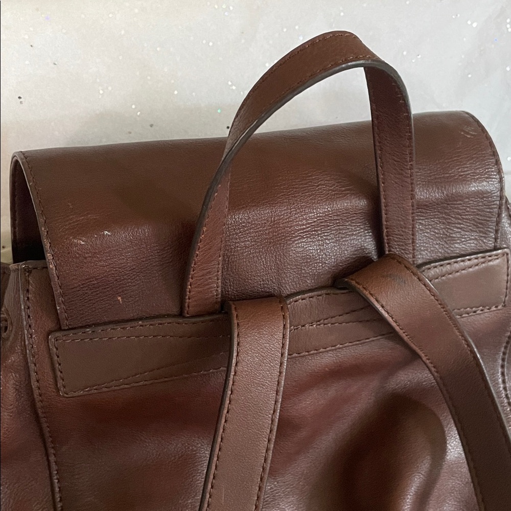 Leather backpack - Picture 7 of 8